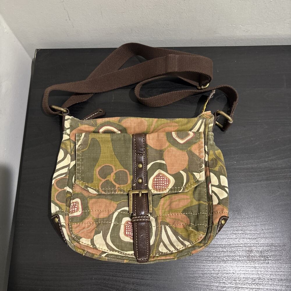 Fossil Hunter Green And Mauve Floral Fabric Faux Leather Trim Crossbody Bag